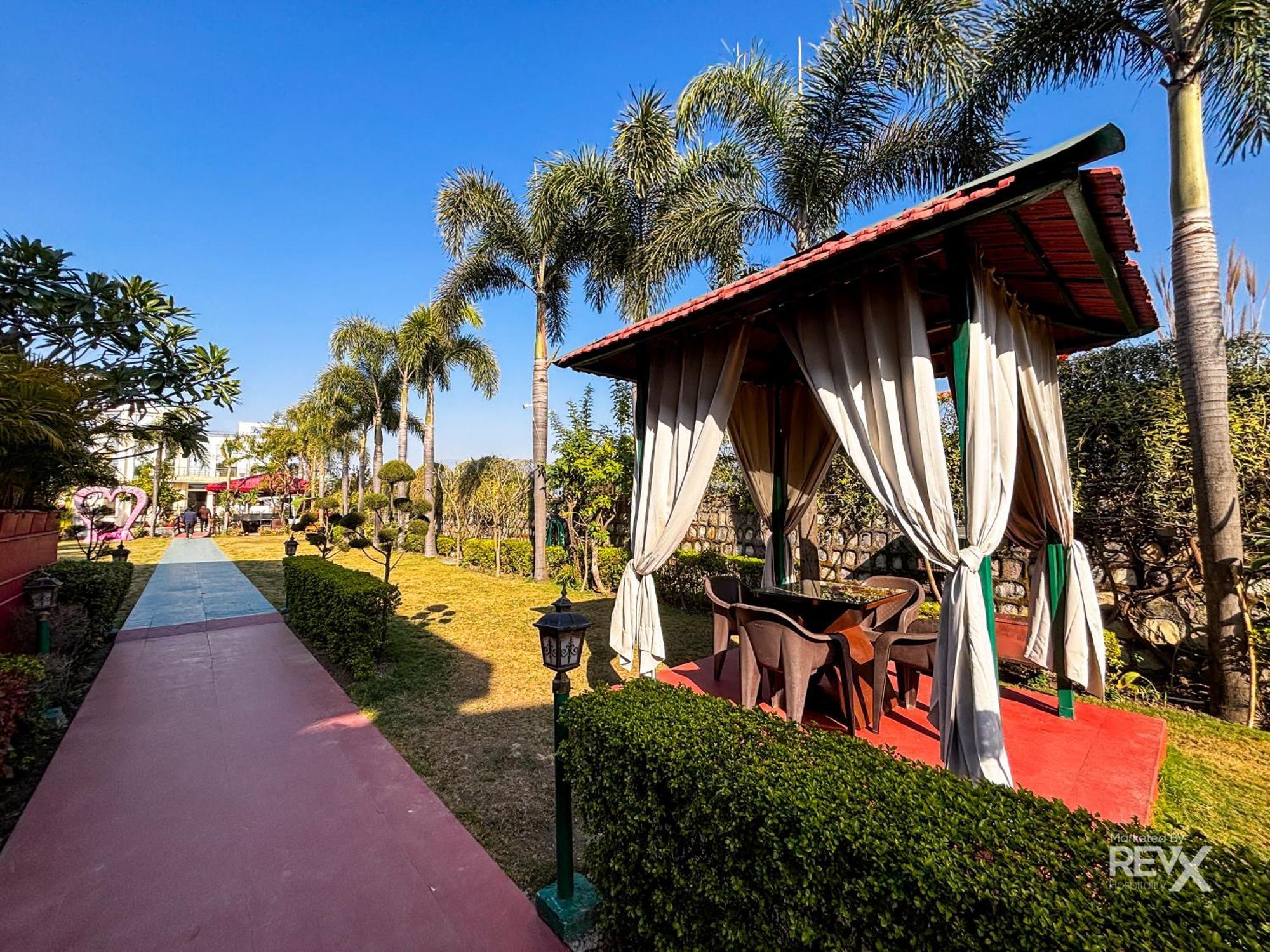The Neeraj River Forest Resort Ayurvedic Wellness Center Rishīkesh Exterior foto